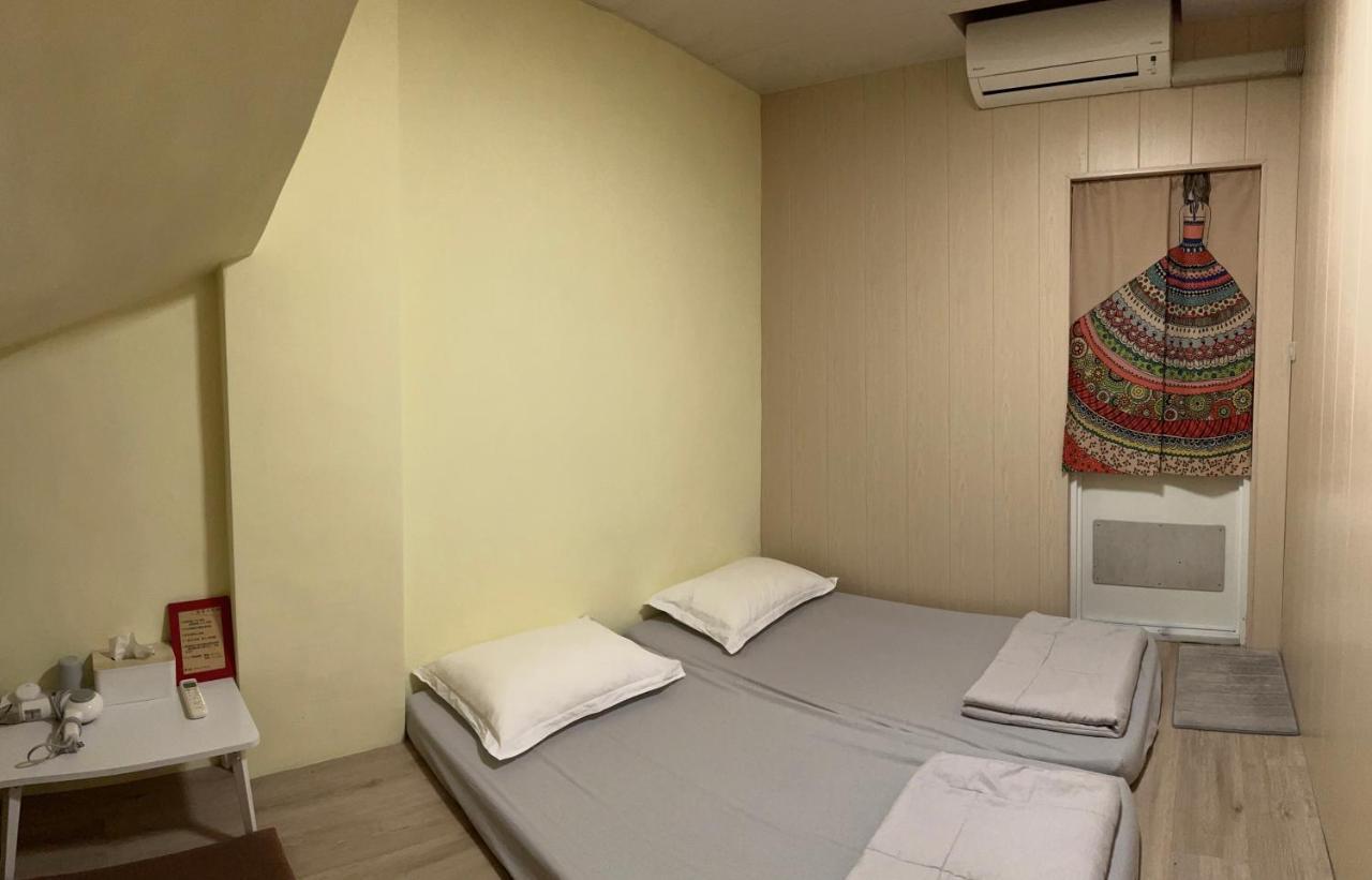 Back To Real Hostel Taitung Экстерьер фото