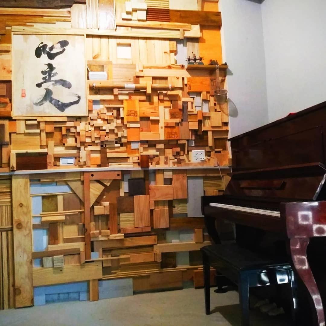 Back To Real Hostel Taitung Экстерьер фото